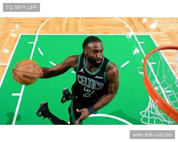 塔图姆无球跑动效率提升，拉开与同位置侧翼得分差距