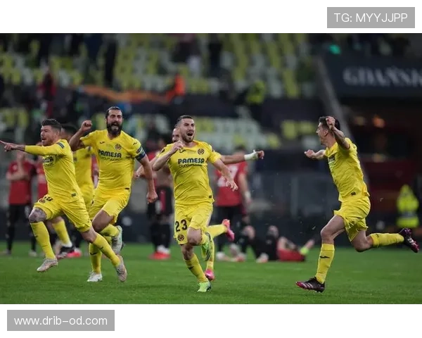 巴萨全队越踢越断线，近期整体配合问题逐步显现，对赛季表现造成影响